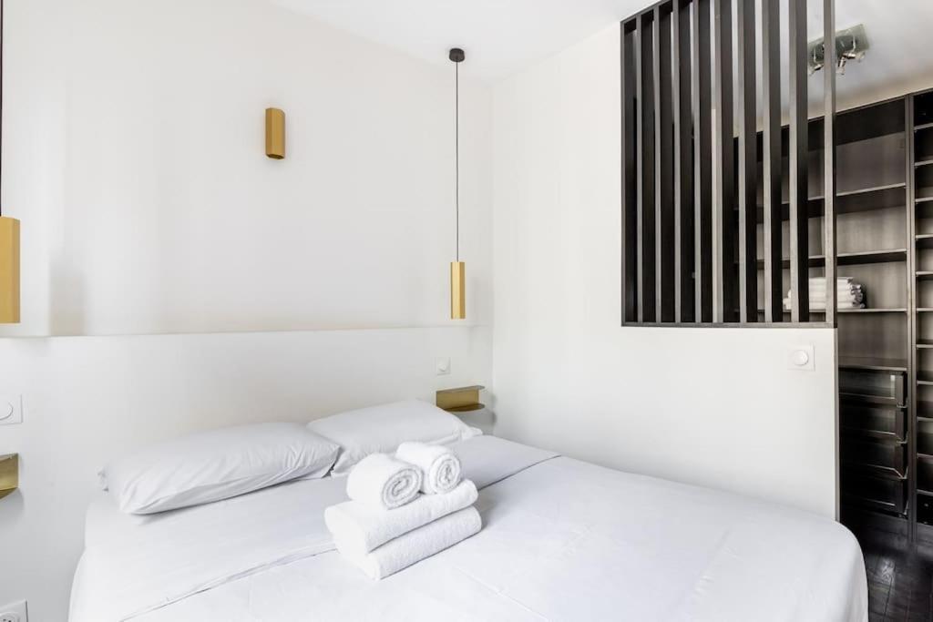 Cosy : A Deux Pas Du Sacre Coeur 4p Appartement