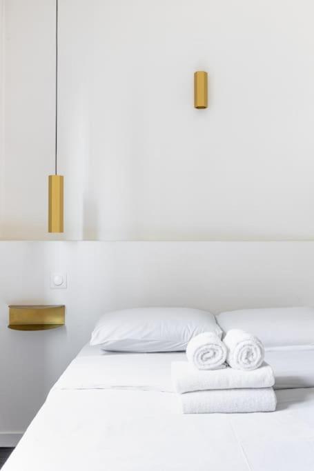 Cosy : A Deux Pas Du Sacre Coeur 4p Appartement